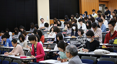 充実した「食」に関する講義